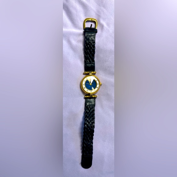 Fossil Vintage & Rare Gold-Tone Women’s Watch - Picture 5 of 13